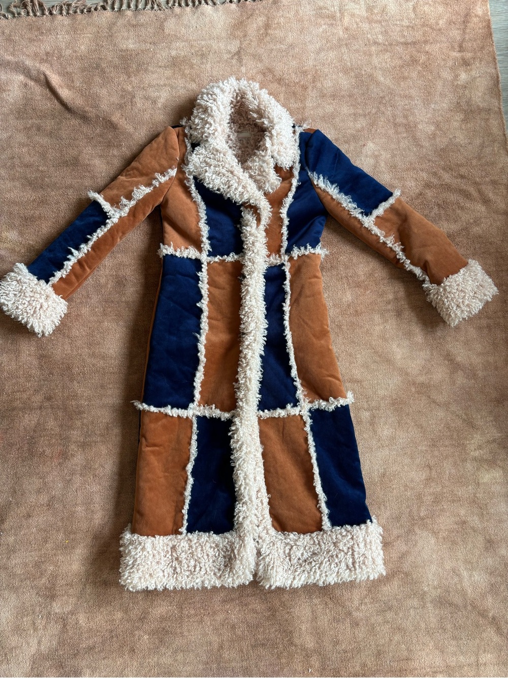 Kimchi Blue Ember Patchwork Faux Fur Coat Navy Rust S - Picture 3 of 8